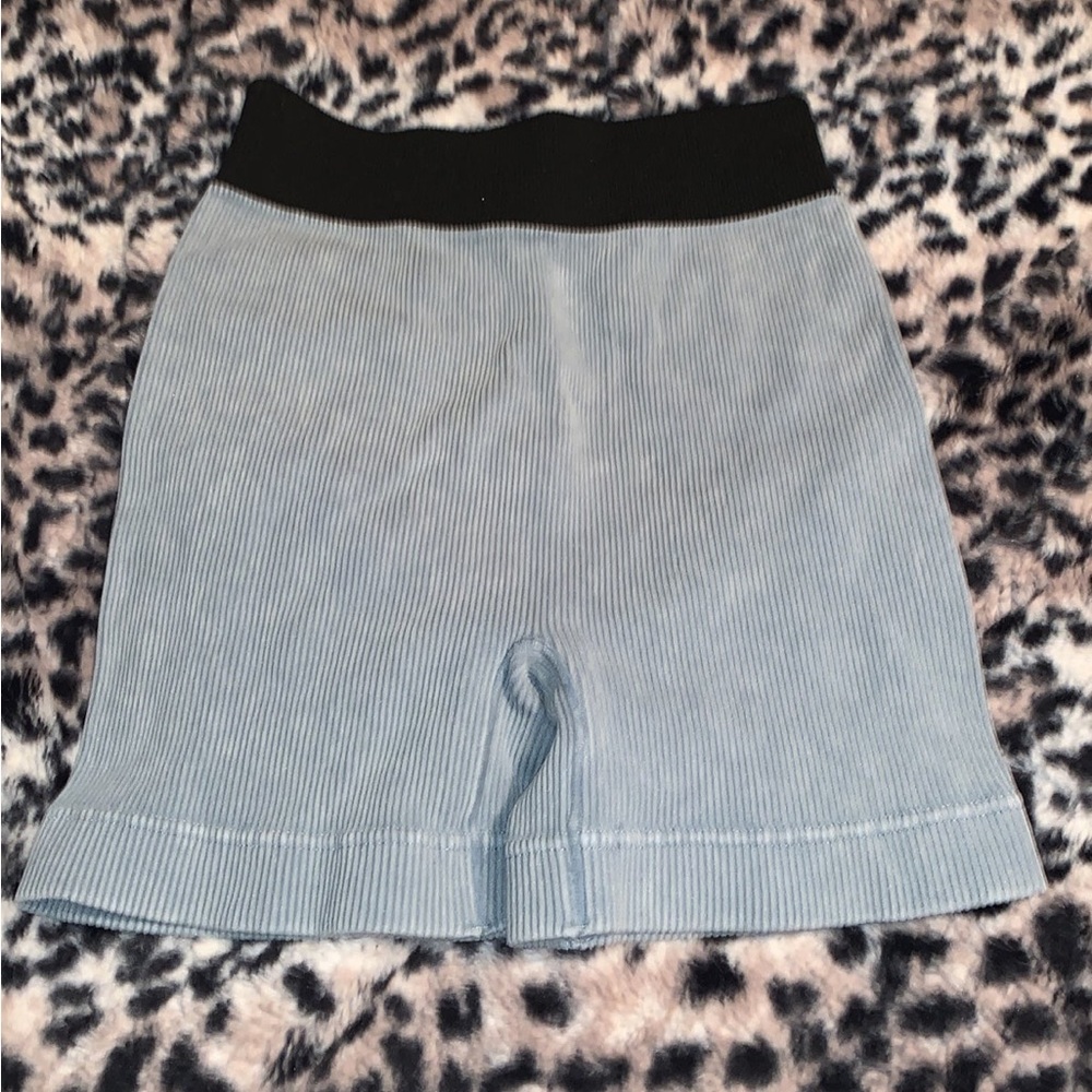 Ribbed spandex shorts